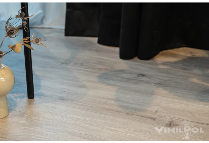 Кварц-винил Дуб Неаполь (1219,6*228,6*2 мм) — купить в Волгодонске