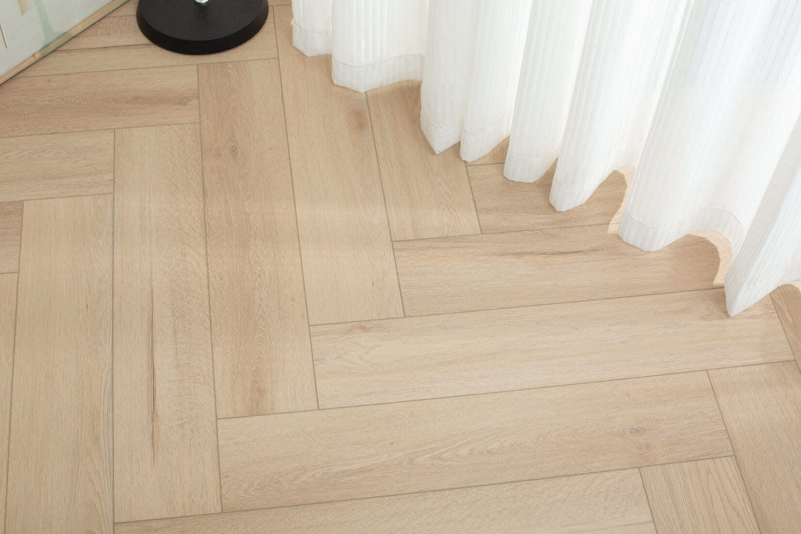 Плитка SPC "OneFloor" 3032 А,В  ЁЛКА (640*128*4 мм) — купить в Волгодонске