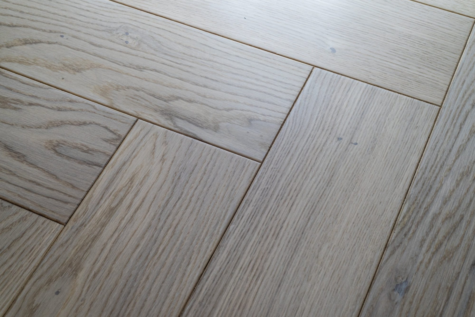 Инженерный паркет «Damy Floor» Ванильный (укладка елочкой) — купить в Волгодонске