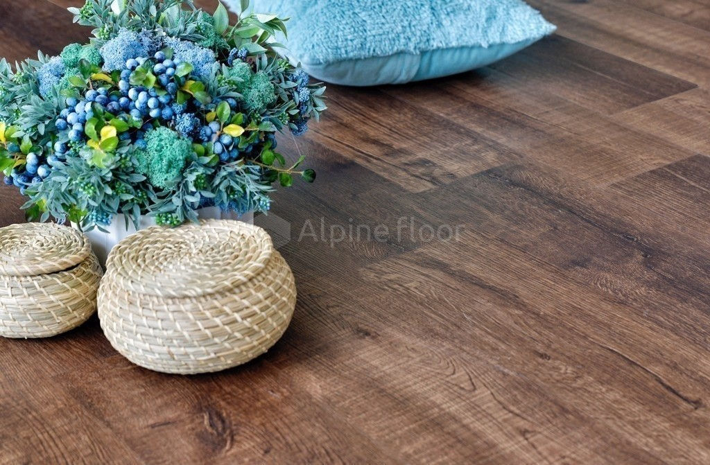 Замковая ПВХ плитка "Alpine Floor" Дуб Мокка Синхронное тиснение  (1220*183*6мм) — купить в Волгодонске