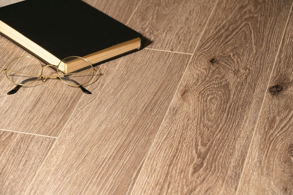 Виниловый ламинат "Bonkeel" Style Дуб Матира (1200*125*4 мм) — купить в Волгодонске