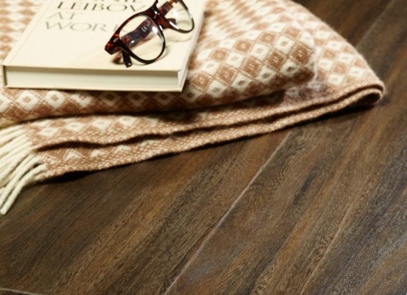 Линолеум бытовой "IVC" Woodlike Edgewood W48 (4м) — купить в Волгодонске