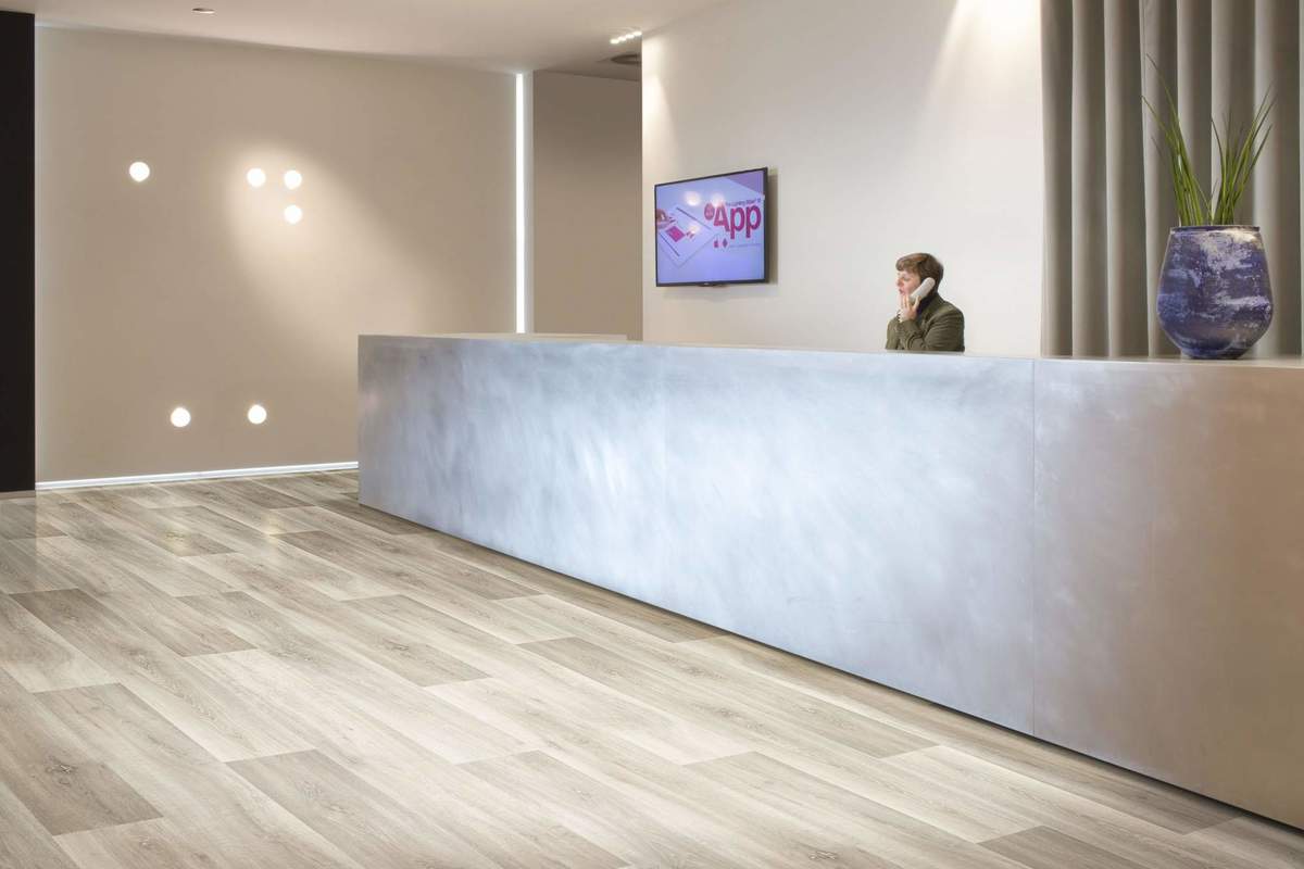 Замковая ПВХ плитка "Berry Alloc" Pureclick 55 LIME OAK 139S (204*1326*5 мм) — купить в Волгодонске