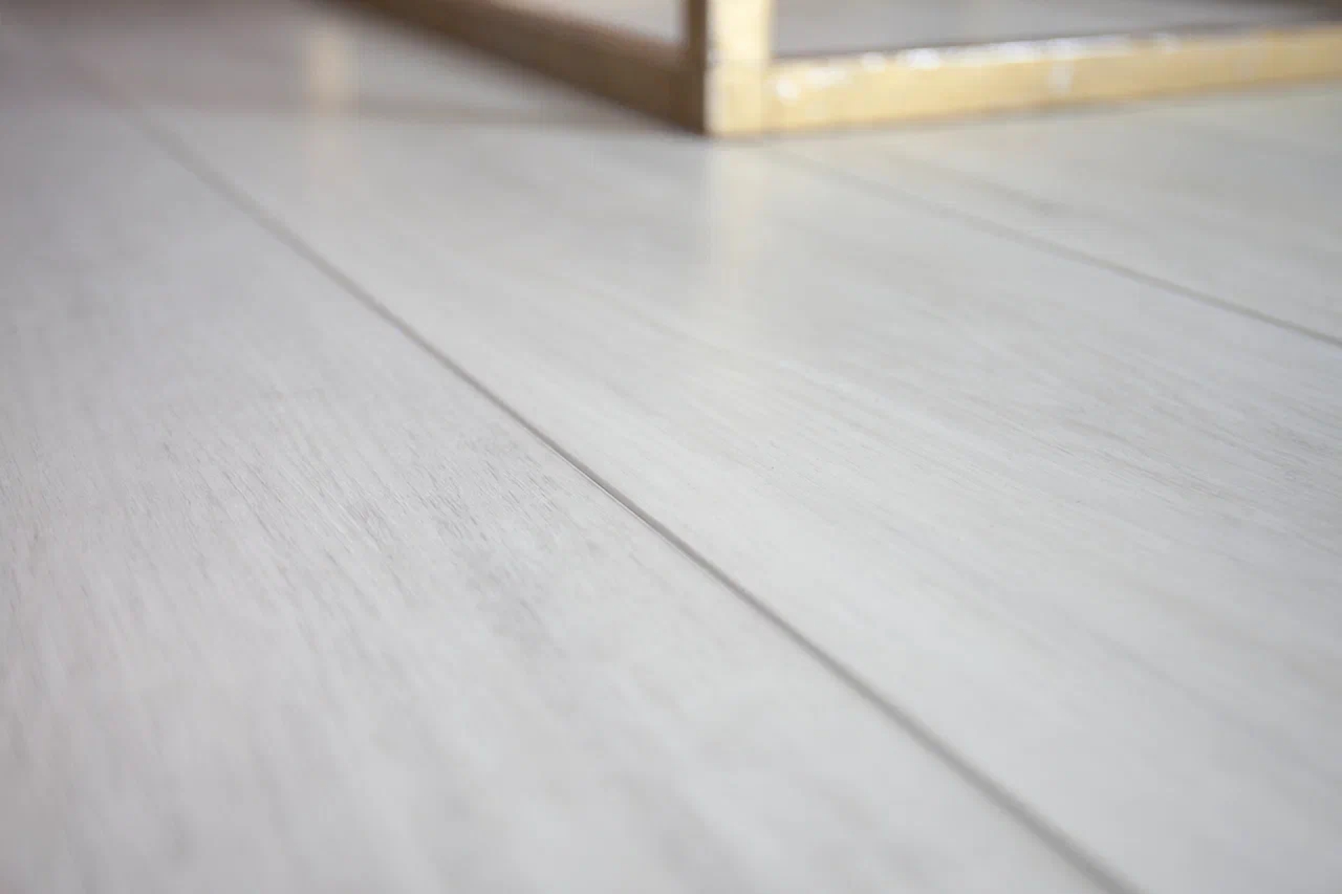 SPC ламинат «Damy Floor» Дуб Альпийский (1220*180*4 мм) — купить в Волгодонске