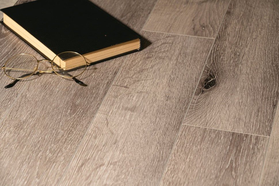 Виниловый ламинат "Bonkeel" Style Дуб Чесил (1200*125*4 мм) — купить в Волгодонске