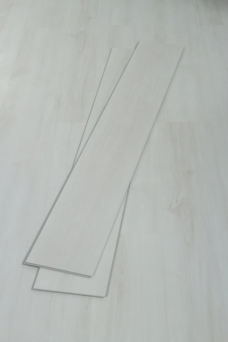 SPC ламинат "OneFloor" ЕСО 8055 (1220*184*4 мм) — купить в Волгодонске