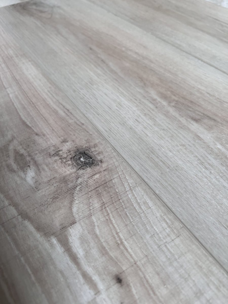 SPC ламинат "OneFloor" ЕСО 5021 (4V фаска) (1220*184*4 мм) — купить в Волгодонске